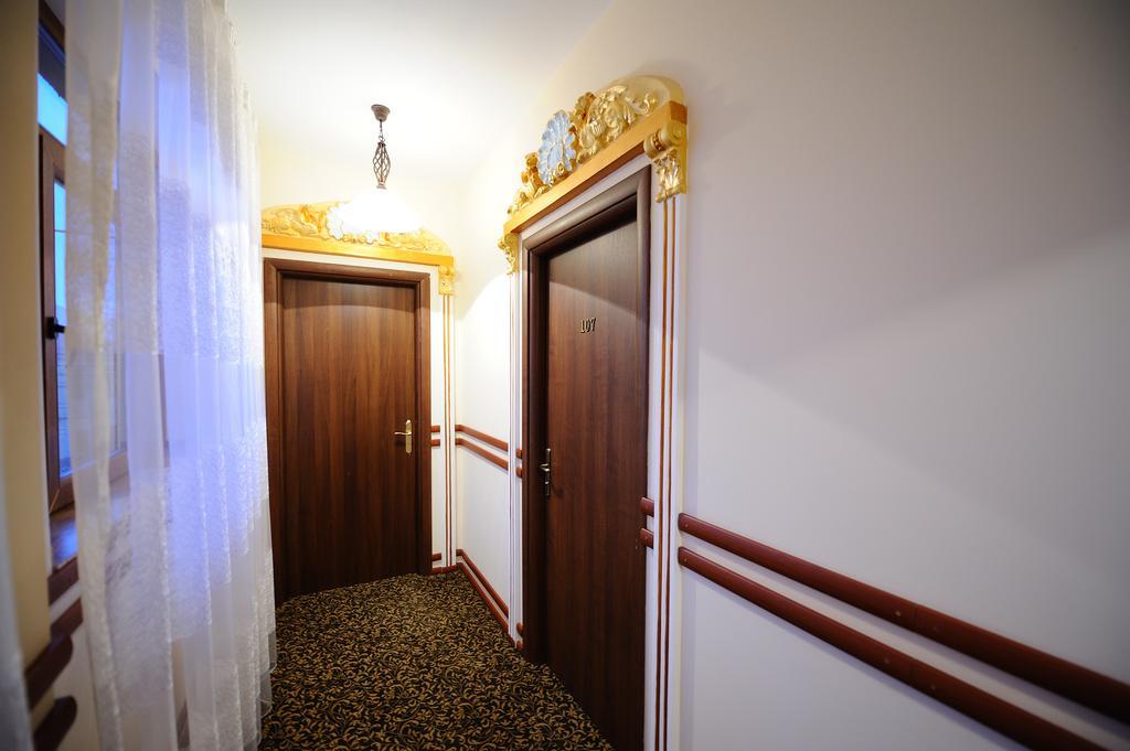 Hotel Royal Craiova Exterior foto