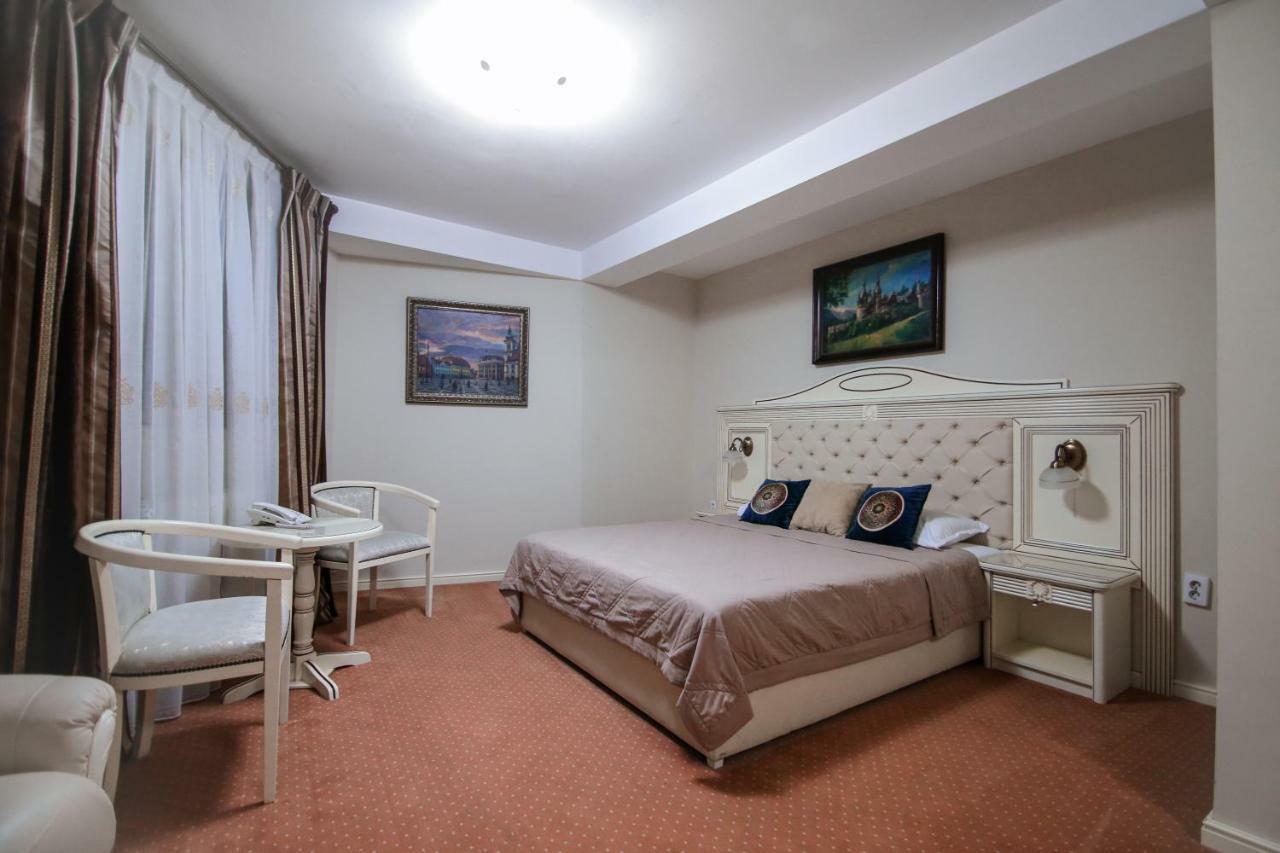 Hotel Royal Craiova Exterior foto