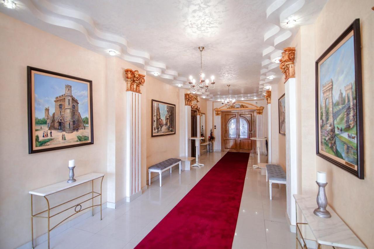Hotel Royal Craiova Exterior foto